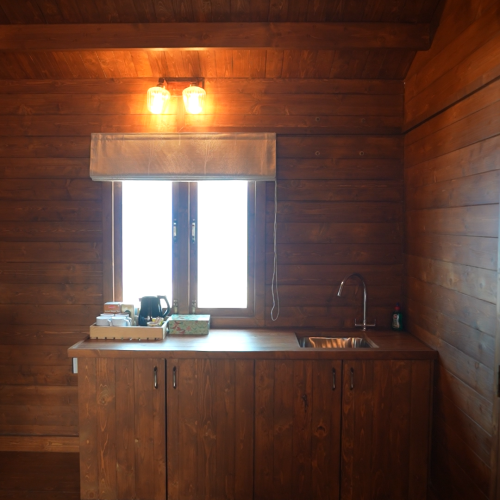 C9338.00_04_20_70.Still027